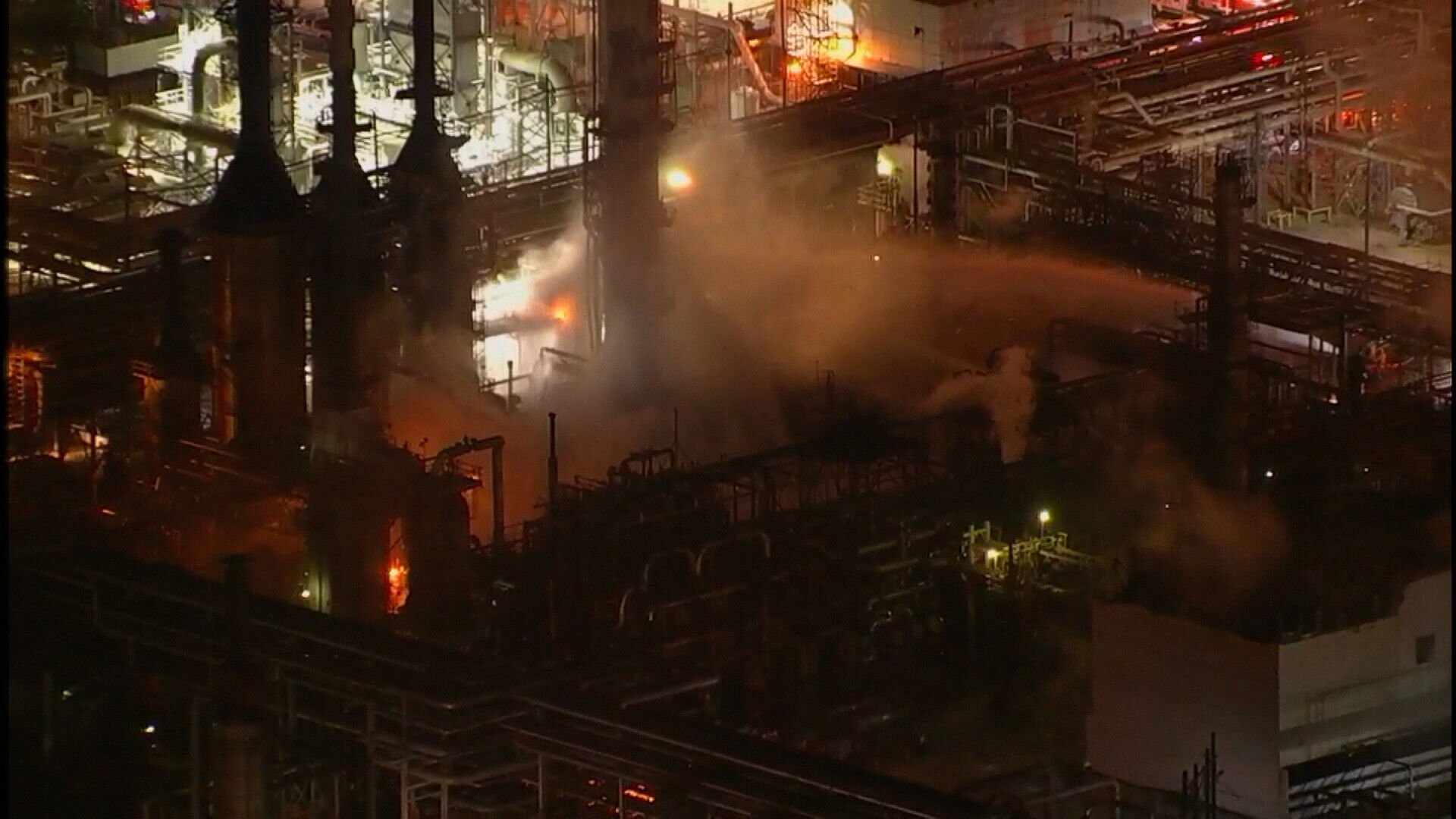 Texas refinery blast could help push gas prices above $4 a gallon 6