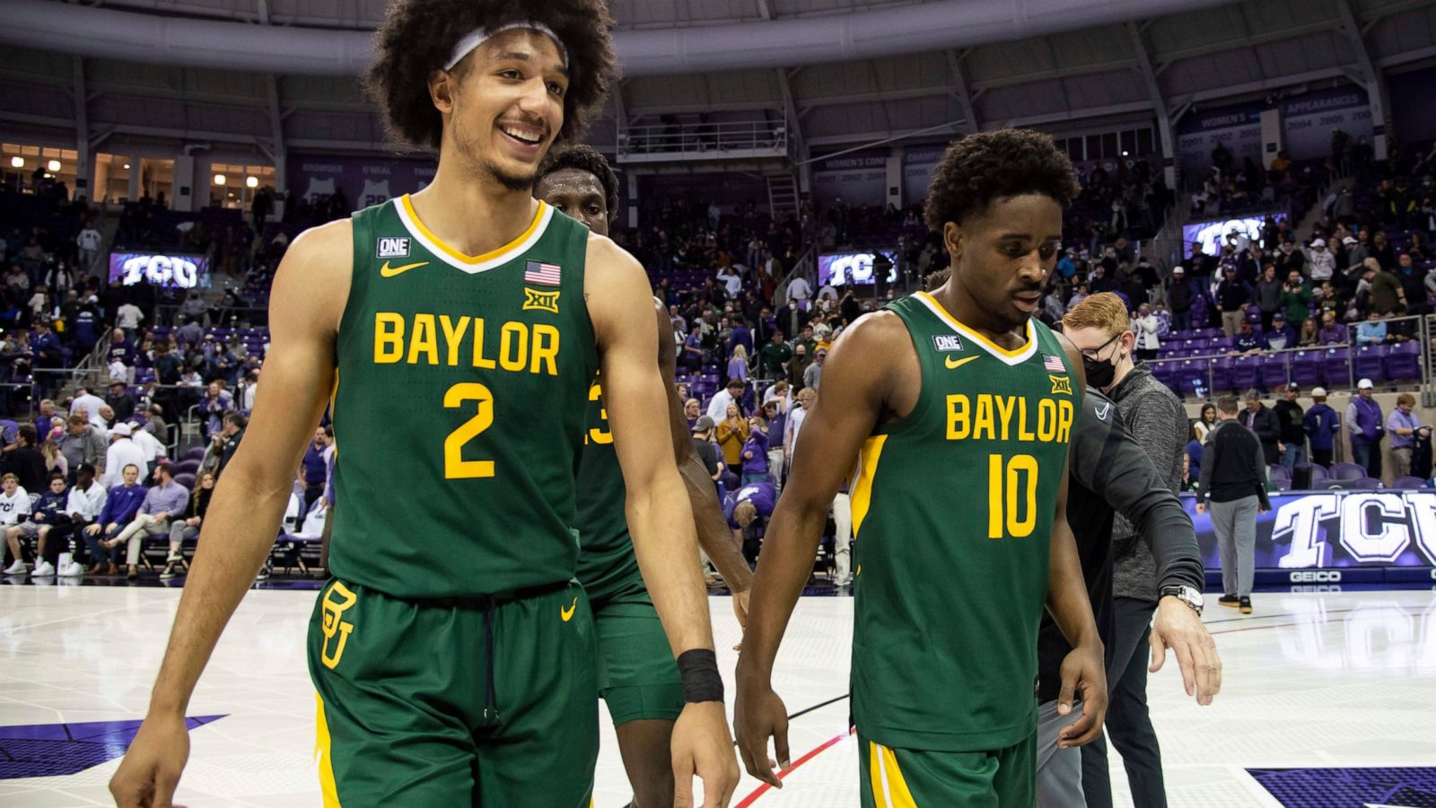 Baylor remains unanimous No. 1 in AP Top 25; USC hits No. 5 6