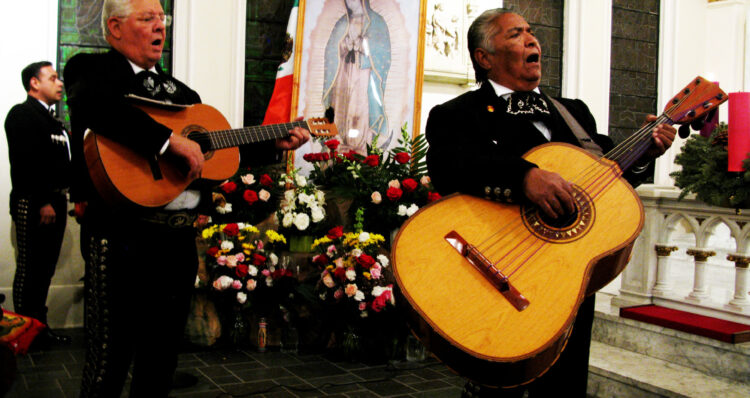 Mariachi band performs to soothe the soul 1