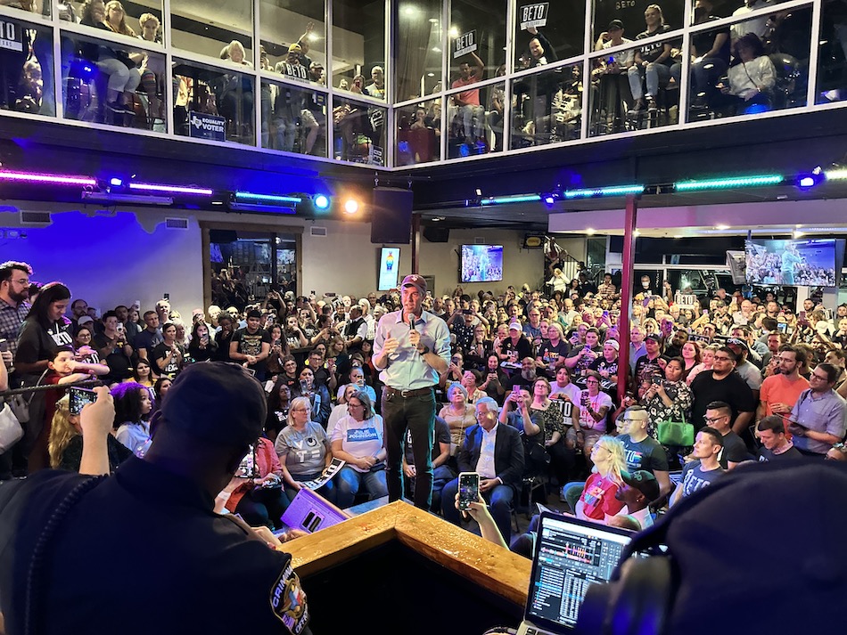PHOTOS: More pics from the Beto rally 7