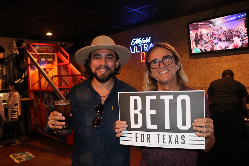 PHOTOS: More pics from the Beto rally 13